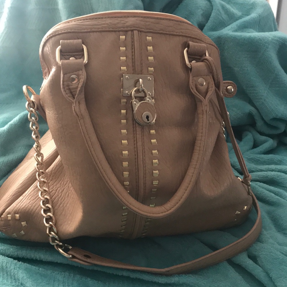 Tan hobo bag